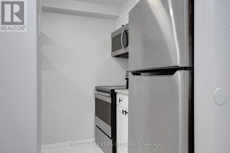 29269594/112-6532-bilberry-drive/orleans-wood/ottawa/ontario/K1C4N9_15