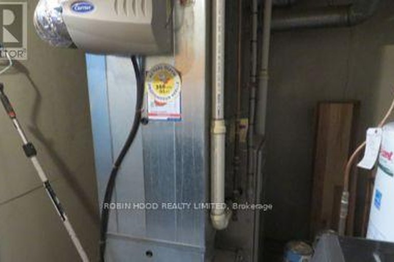 29624150/1-lotus-court/carson-grove/ottawa/ontario/K1J8A6_23