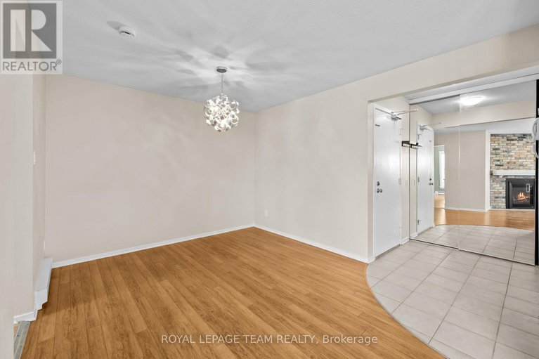 29178113/c-7-harness-lane/bridlewood/ottawa/ontario/K2M1E1_5