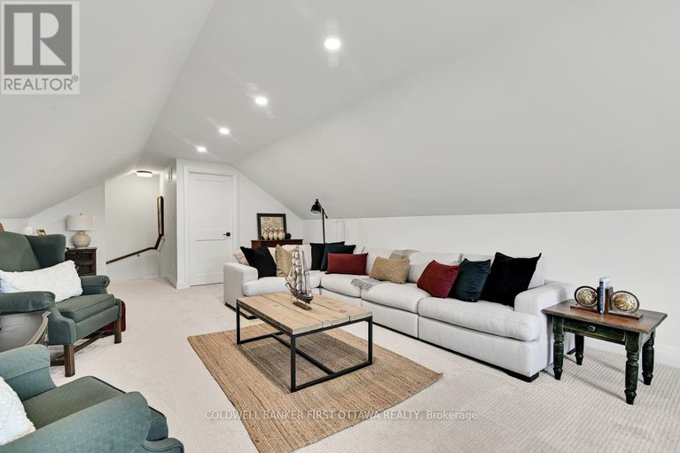 28534403/1684-trizisky-street/north-dundas-mountain-twp/north-dundas/ontario/K0E1S0_33