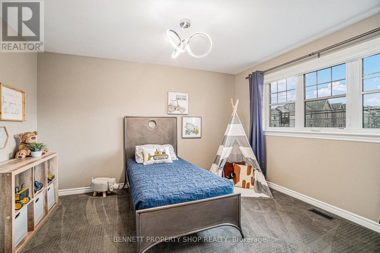 29034502/1870-maple-grove-road/stittsville-north/ottawa/ontario/K2S0W3_22