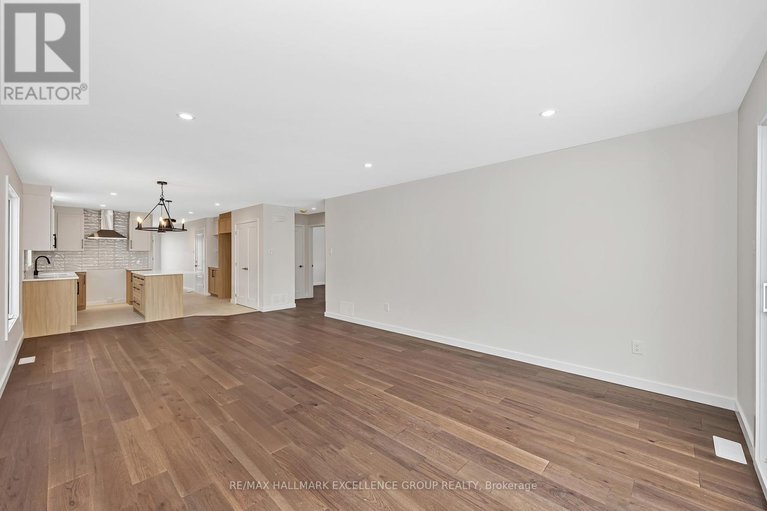 29029811/1117-bronze-lot-105-avenue/clarencerockland-twp/clarence-rockland/ontario/K4K0N4_22