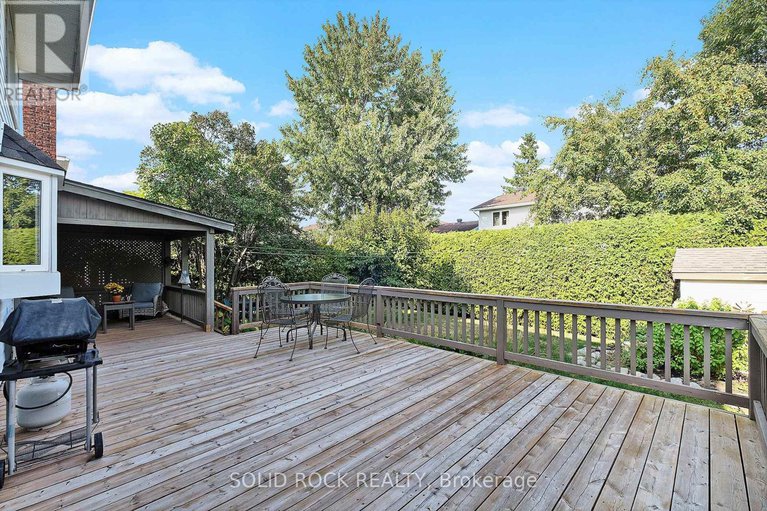 28850982/18-falk-avenue/knollsbrook/ottawa/ontario/K2J1L1_34