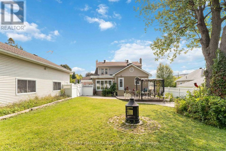 28534740/431-blake-boulevard/vanier/ottawa/ontario/K1K1A9_36