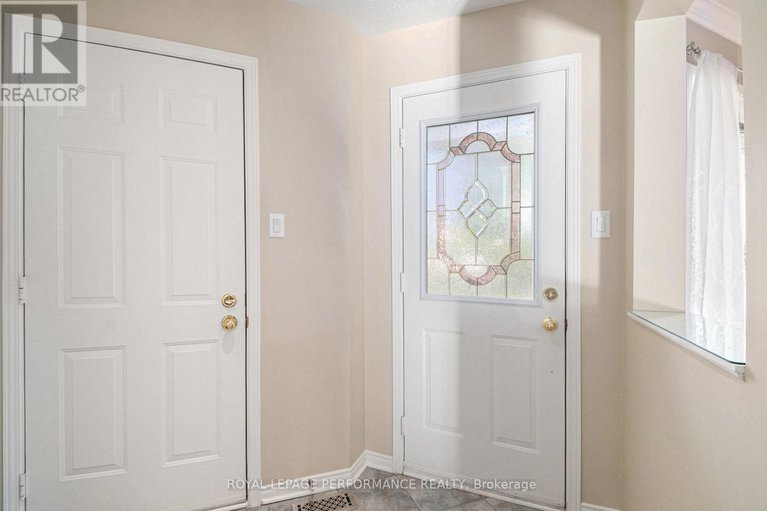28978990/730-nesting-way/fallingbrookgardenway-south/ottawa/ontario/K4A3X4_4