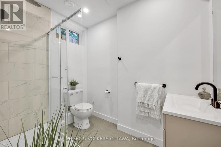 28979624/22-harvard-avenue/old-ottawa-south/ottawa/ontario/K1S4Z3_27