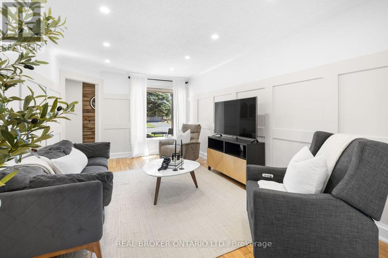 29653465/2058-wildflower-drive/queenswood-heights-south/ottawa/ontario/K1E3R3_7