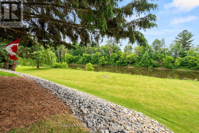 28499572/1424-notre-dame-street/russell-twp/russell/ontario/K0A1W0_43