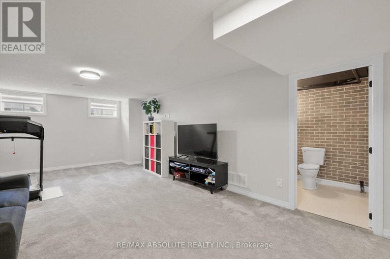 28626462/243-overberg-way/emerald-meadowstrailwest/ottawa/ontario/K2S0V8_40