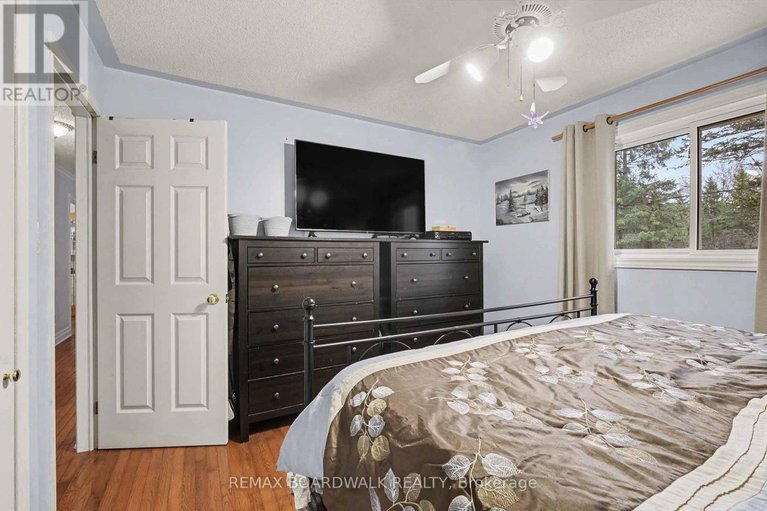 29618206/684-county-road-44-road-s/north-grenville-twp-kemptville-south/north-grenville/ontario/K0G1J0_18