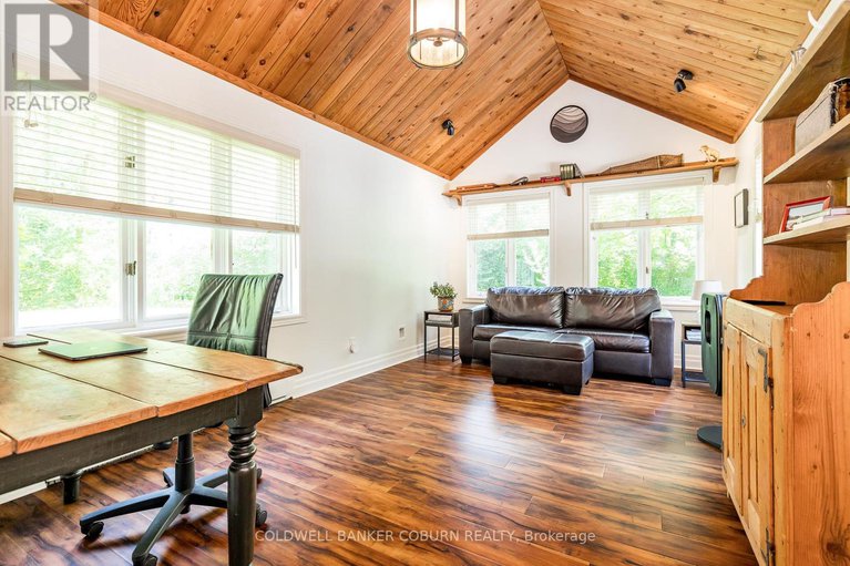 28655671/2482-mcgee-side-road/huntley-ward-south-east/ottawa/ontario/K0A1L0_17