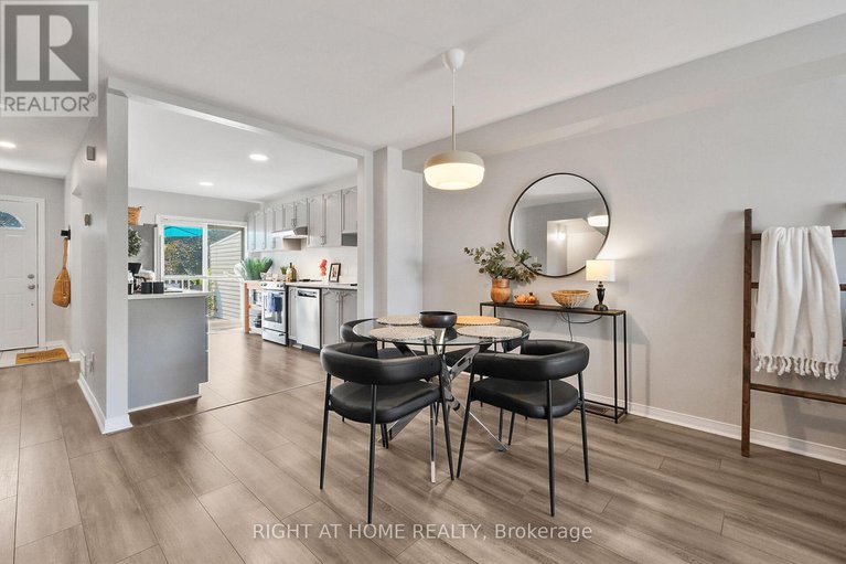 28668515/85-thornbury-crescent/centrepointe/ottawa/ontario/K2G6C4_13