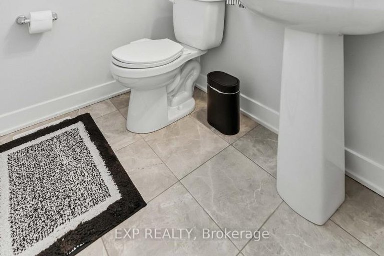 29486773/542-filly-terrace/goulbourn-twp-from-franktown-rdsouth-to-rideau/ottawa/ontario/K0A2Z0_21