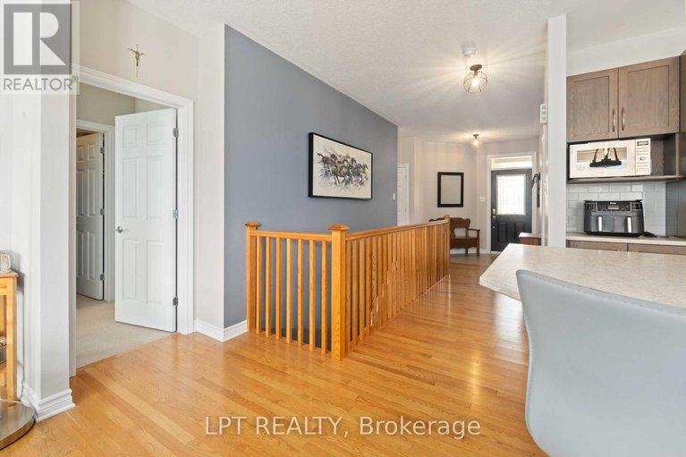 28825219/100-blackhorse-drive/north-grenville-twp-kemptville-south/north-grenville/ontario/K0G1J0_9