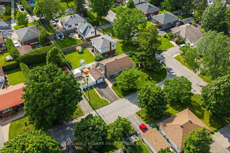 28466131/2024-corry-street/elmvale-acres/ottawa/ontario/K1G2M5_40