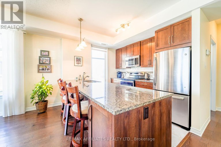 28229405/201-220-janka-private/emerald-meadowstrailwest/ottawa/ontario/K2V0E6_10