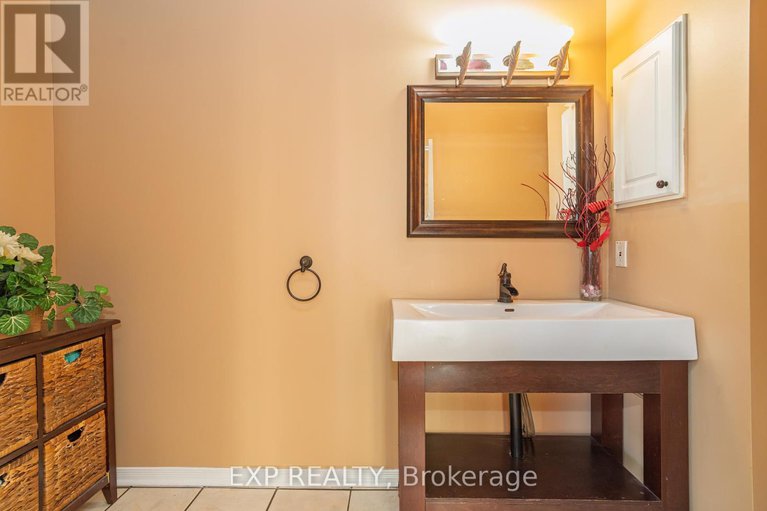 28624548/1567-rumford-drive/fallingbrookpineridge/ottawa/ontario/K4A4C1_19