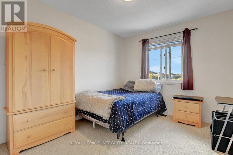 28855034/302-brigitta-street/emerald-meadowstrailwest/ottawa/ontario/K2S0H8_17