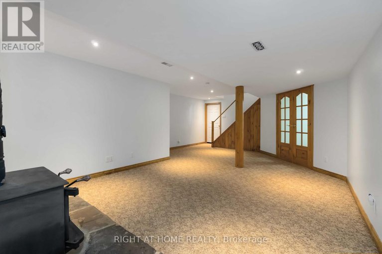 28955195/101-myrtle-lane/constance-bay/ottawa/ontario/K0A3M0_35