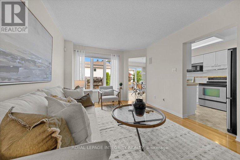28809017/2093-bergamot-circle/springridgeeast-village/ottawa/ontario/K4A4R4_12