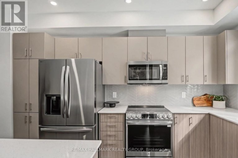 29544295/1126-spoor-street/rural-kanata-central/ottawa/ontario/K2W0N4_4