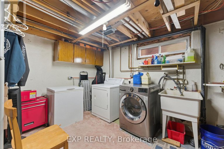 28982372/73-1900-marquis-avenue/beaconwood/ottawa/ontario/K1J8J2_37