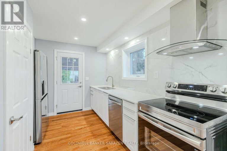 29023596/10-argue-drive/borden-farmstewart-farmcarleton-heightsparkwood-hills/ottawa/ontario/K2E6S1_11