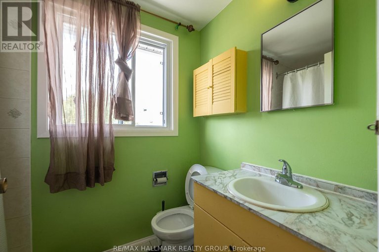 28860650/1478-h-heatherington-road/heron-gateindustrial-park/ottawa/ontario/K1V6S1_14