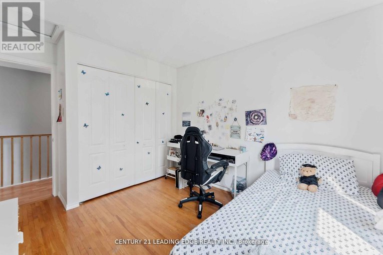 29127142/64-3691-albion-road/sawmill-creektimbermill/ottawa/ontario/K1T1P2_19