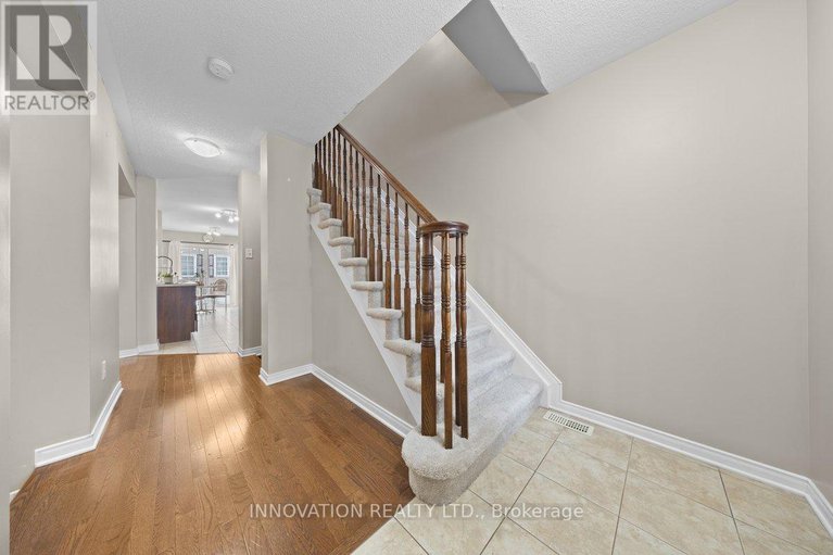 29386052/410-heathrow-private/stittsville-south/ottawa/ontario/K2S0M9_13