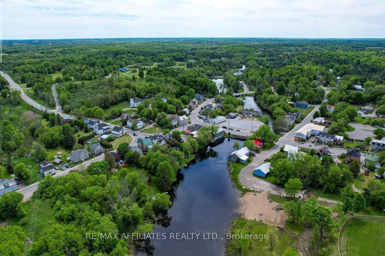 28432500/45-george-street/lanark-highlands-lanark-village/lanark-highlands/ontario/K0G1K0_46