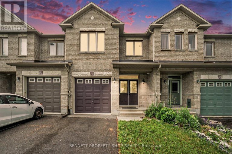 28577156/526-pepperville-crescent-n/emerald-meadowstrailwest/ottawa/ontario/K2M0E5_21