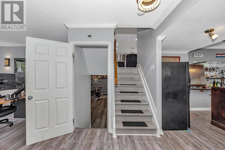 28655294/118-rushing-brook-drive/huntley-ward-south-west/ottawa/ontario/K0A1L0_30