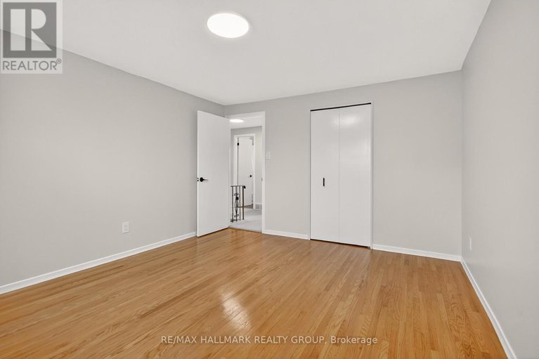 29129242/89-westpark-drive/blackburn-hamlet/ottawa/ontario/K1B3G4_39