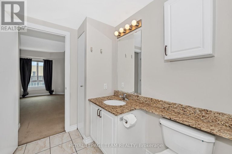 28538040/1404-234-rideau-street/sandy-hill/ottawa/ontario/K1N0A9_16