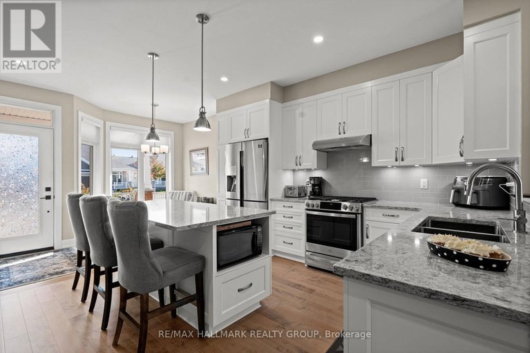 29046971/211-maygrass/remainder-of-stittsville-area/ottawa/ontario/K2S2K5_7