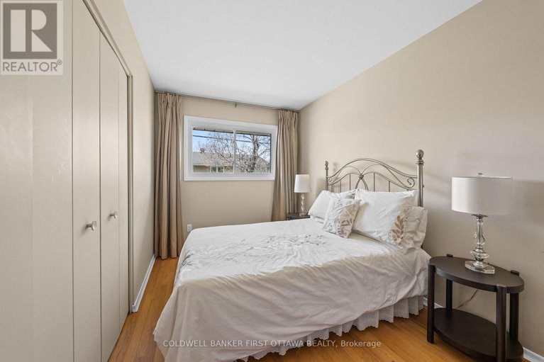 29663653/54-evergreen-drive/lynwood-village/ottawa/ontario/K2H6C9_29