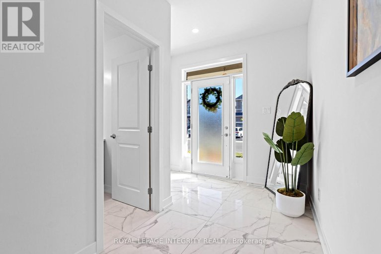28980341/107-heirloom-street/riverside-southgloucester-glen/ottawa/ontario/K4M0L3_4