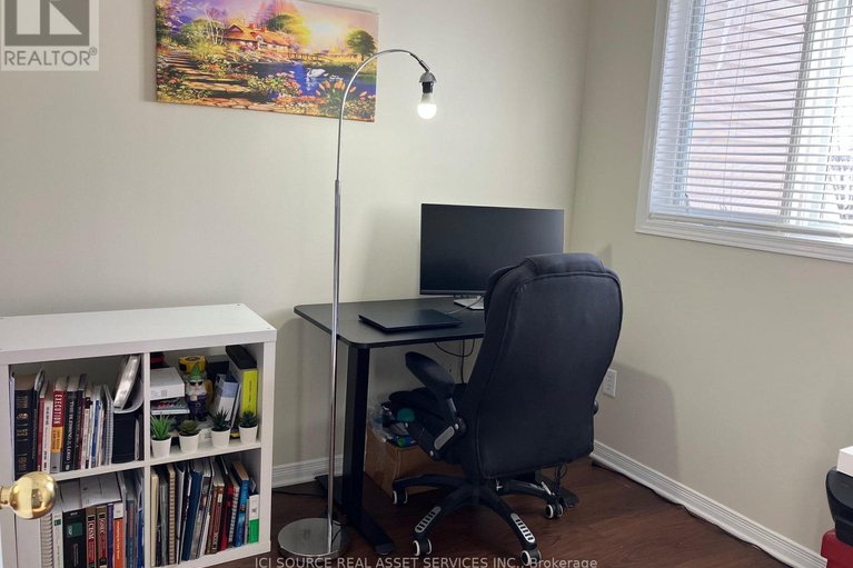 29406144/1493-lynx-crescent/fallingbrookpineridge/ottawa/ontario/K4A3Y9_22