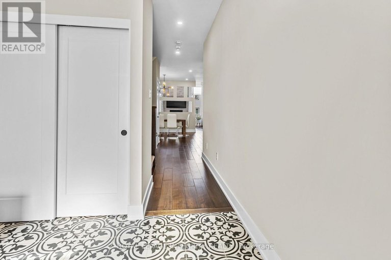 29443241/332-haliburton-heights-s/emerald-meadowstrailwest/ottawa/ontario/K2V0G1_6