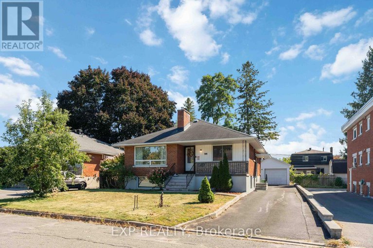 28909976/506-vernon-avenue/castle-heights/ottawa/ontario/K1K1A6_1