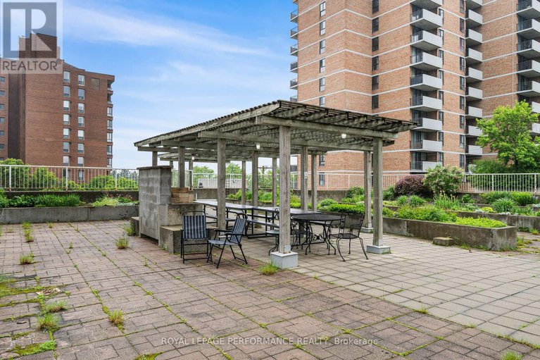 28689144/501-110-forward-avenue/mechanicsville/ottawa/ontario/K1Y4S9_28