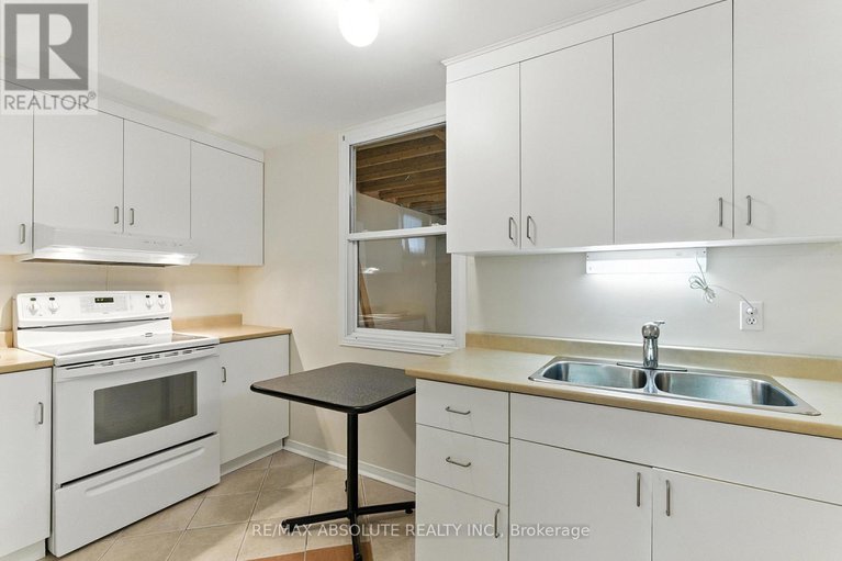 29034266/1513-apeldoorn-avenue/carleton-heights/ottawa/ontario/K2C1V2_38