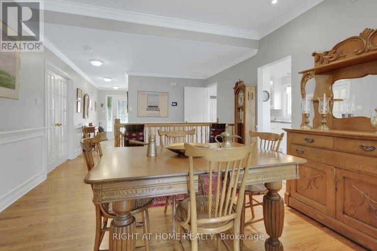 28554308/101-darlington-private/hunt-clubwestern-community/ottawa/ontario/K1V0X8_7