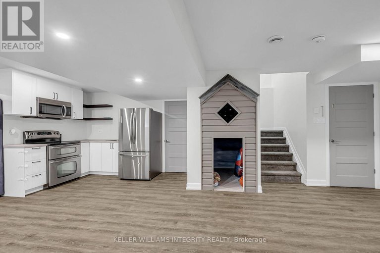 28230053/176-onyx-crescent/town-of-rockland/clarence-rockland/ontario/K4K1P6_35