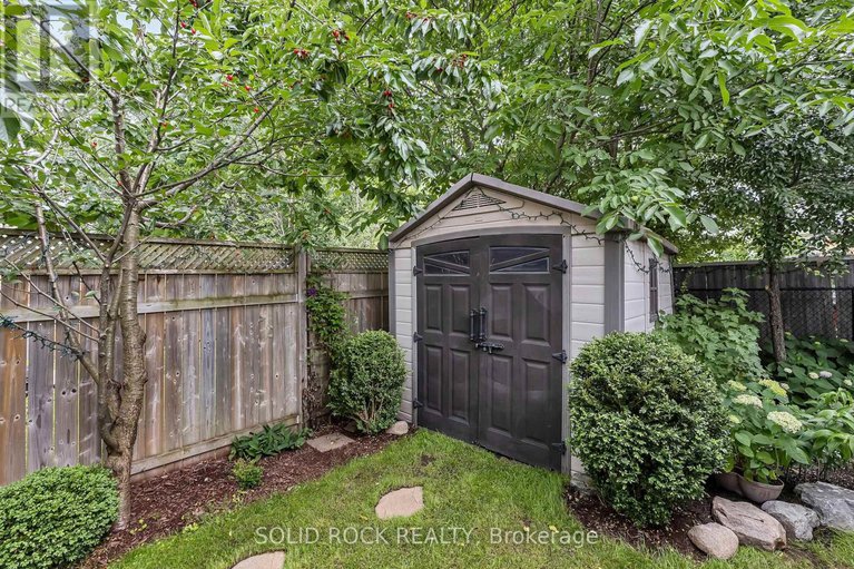28578317/411-cache-bay-crescent-e/blossom-parkkemp-parkfindlay-creek/ottawa/ontario/K1T4H3_31