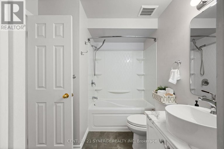 29100390/1-hendrie-court/katimavik/ottawa/ontario/K2L4A4_29