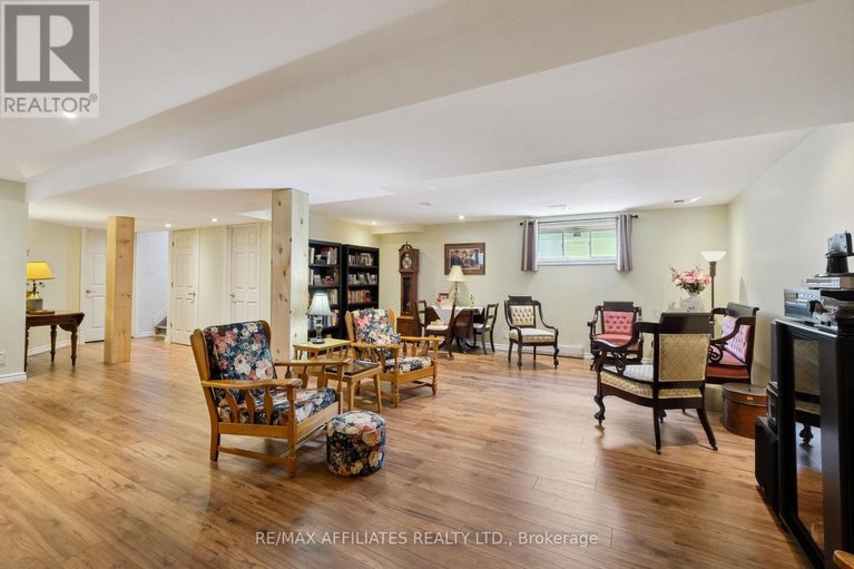 28426822/176-topaze-crescent/town-of-rockland/clarence-rockland/ontario/K4K0E2_41