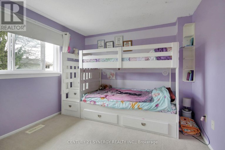 28283837/19-seabrooke-drive/glencairnhazeldean/ottawa/ontario/K2L2H8_28