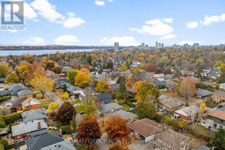 29087662/683-courtenay-avenue/laurentianview/ottawa/ontario/K2A3B8_4